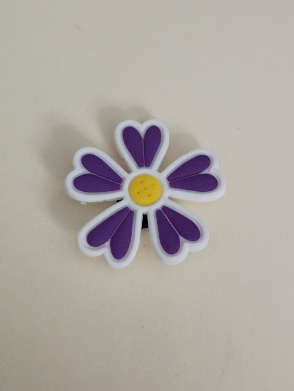 10 for $10 Jibbitz Croc Charm - Flower White & Purple Heart Petals Yellow Pistol